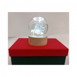 Sfera vetro Sacra Famiglia su base legno e luce led,scatola compresa.DIAM.5,5CM H8CM